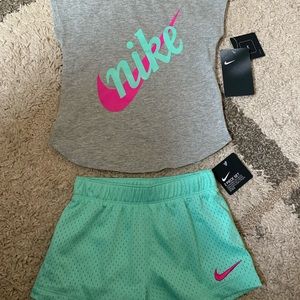 Nike toddler girls set!